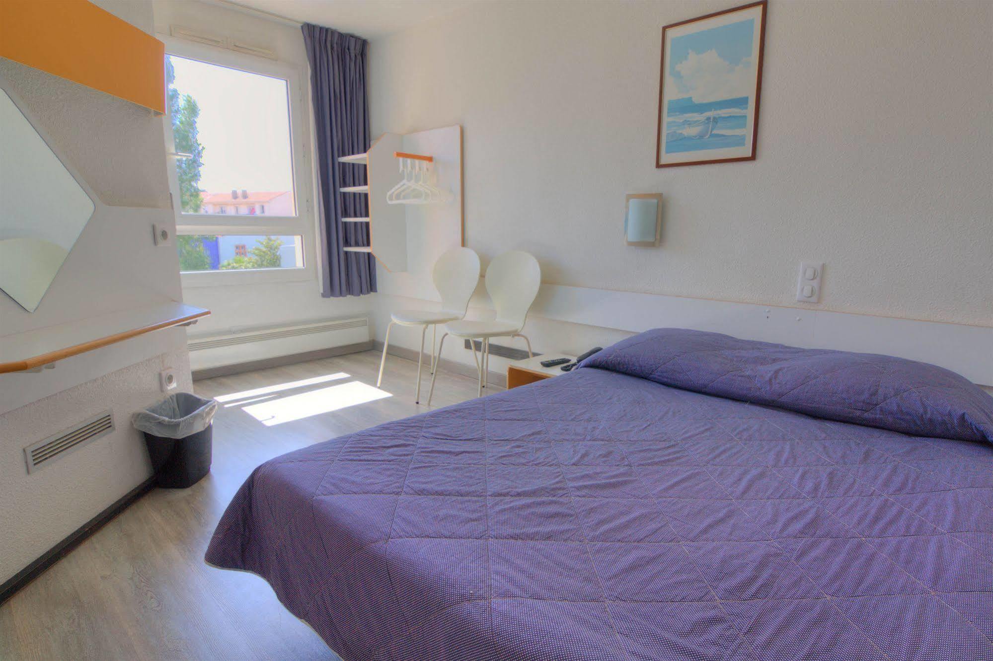 B&B Hotel Sete Centre Gare Exterior photo
