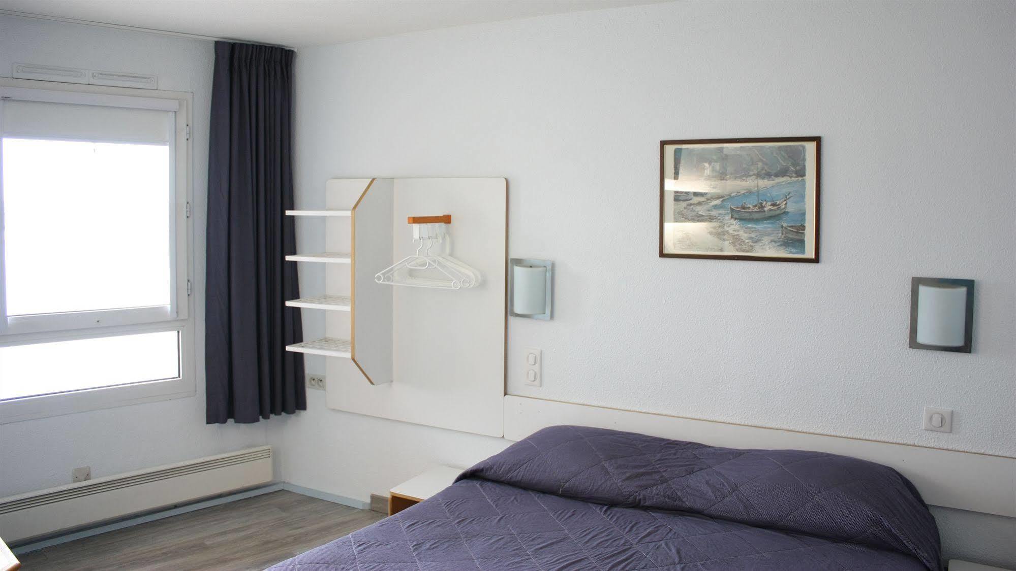 B&B Hotel Sete Centre Gare Exterior photo